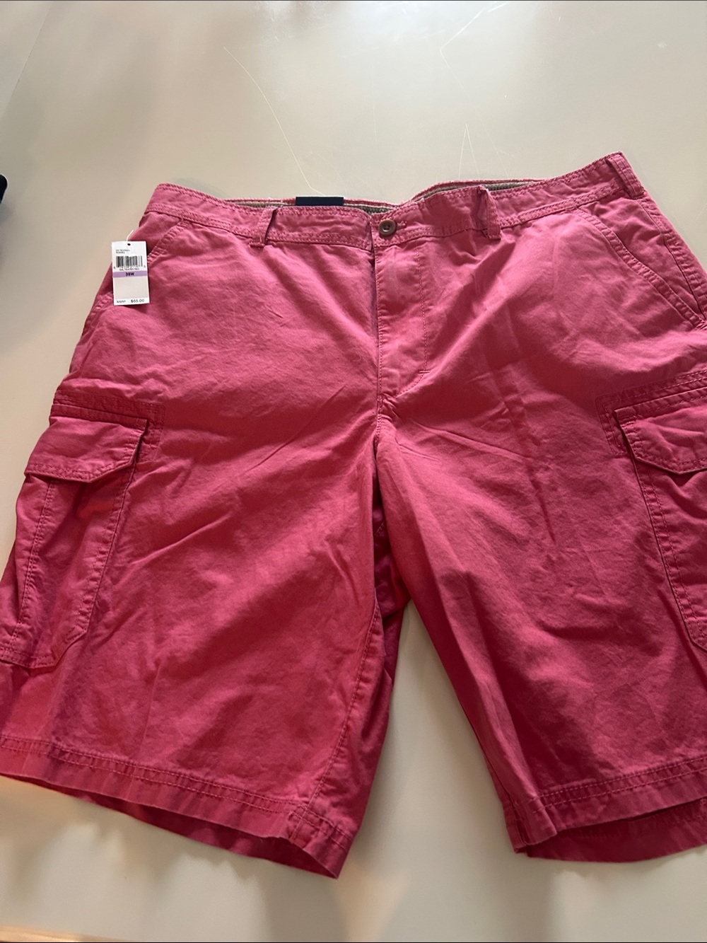 Izod Men's Cargo Shorts in Rose